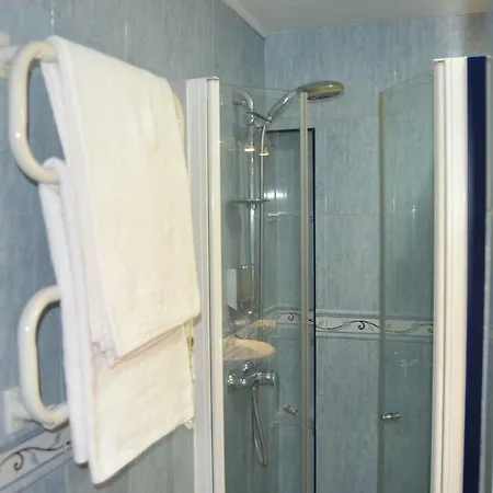 Homestay Bela Vista - *